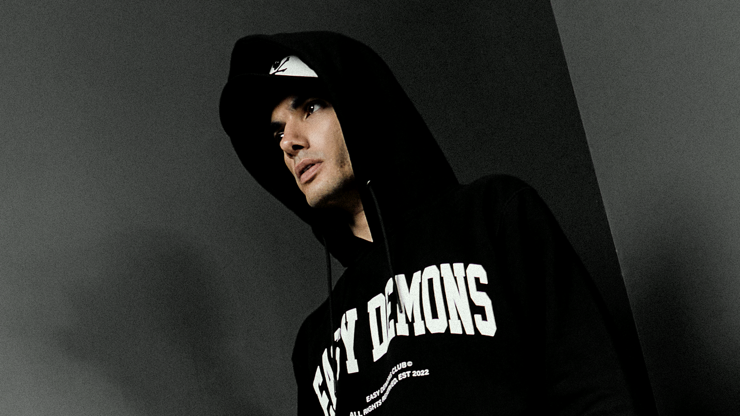 SWEATSHIRTS